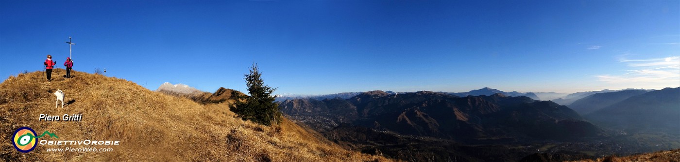 74 Panoramica ad ampio raggio da Cima Pare.jpg